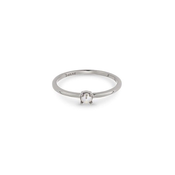 Alt Tag: Elegant ring from 24KAE JEWELS JEWELRY Mod. 12424S/56 featuring a sleek design with a single gemstone.