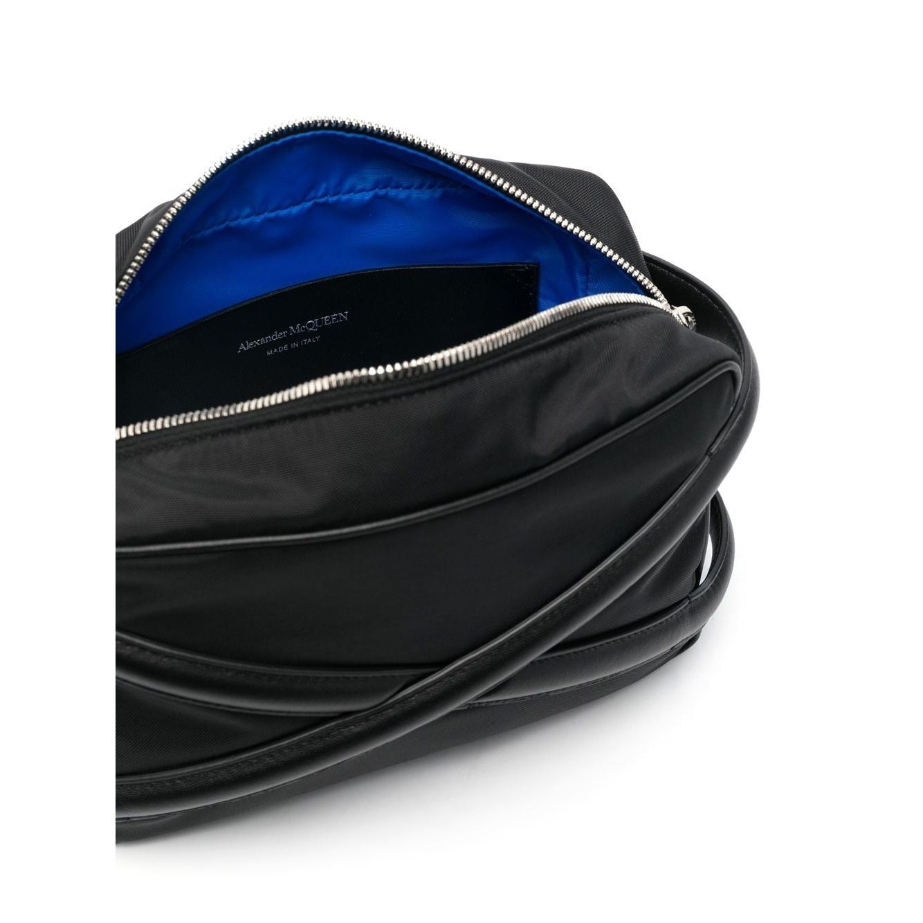 Front view with bag zipped and handles upright.