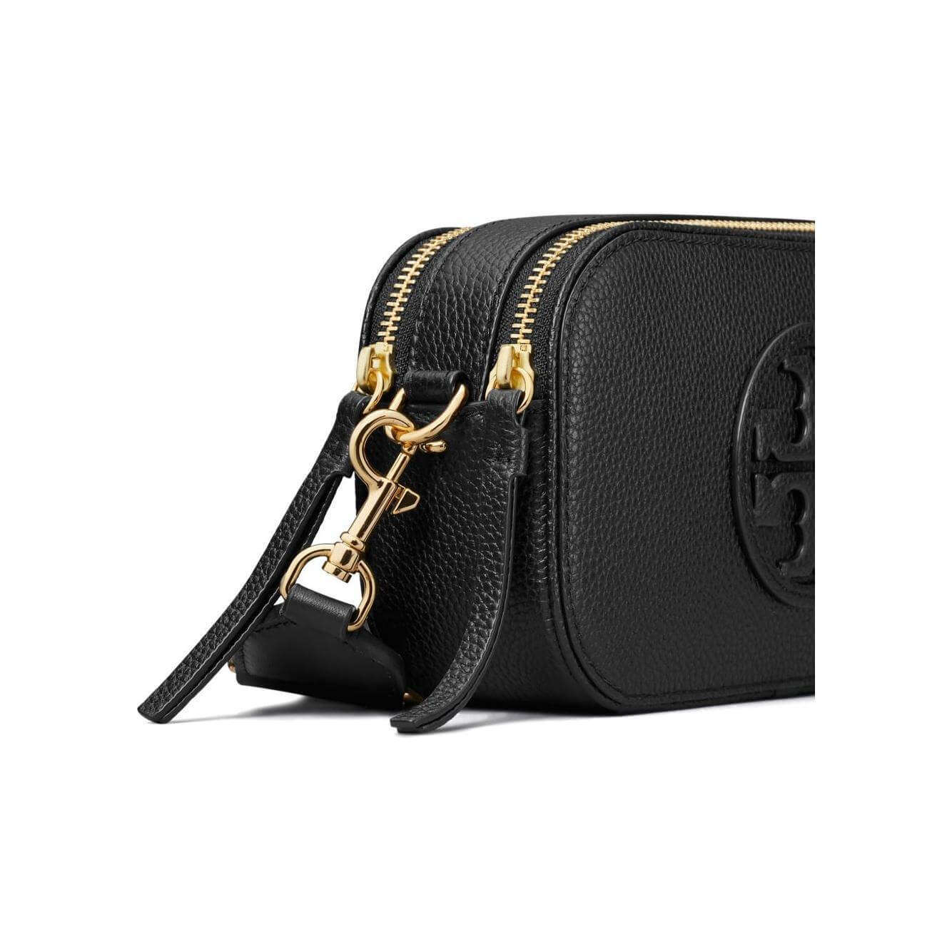 Front view with bag zipped and handles upright.