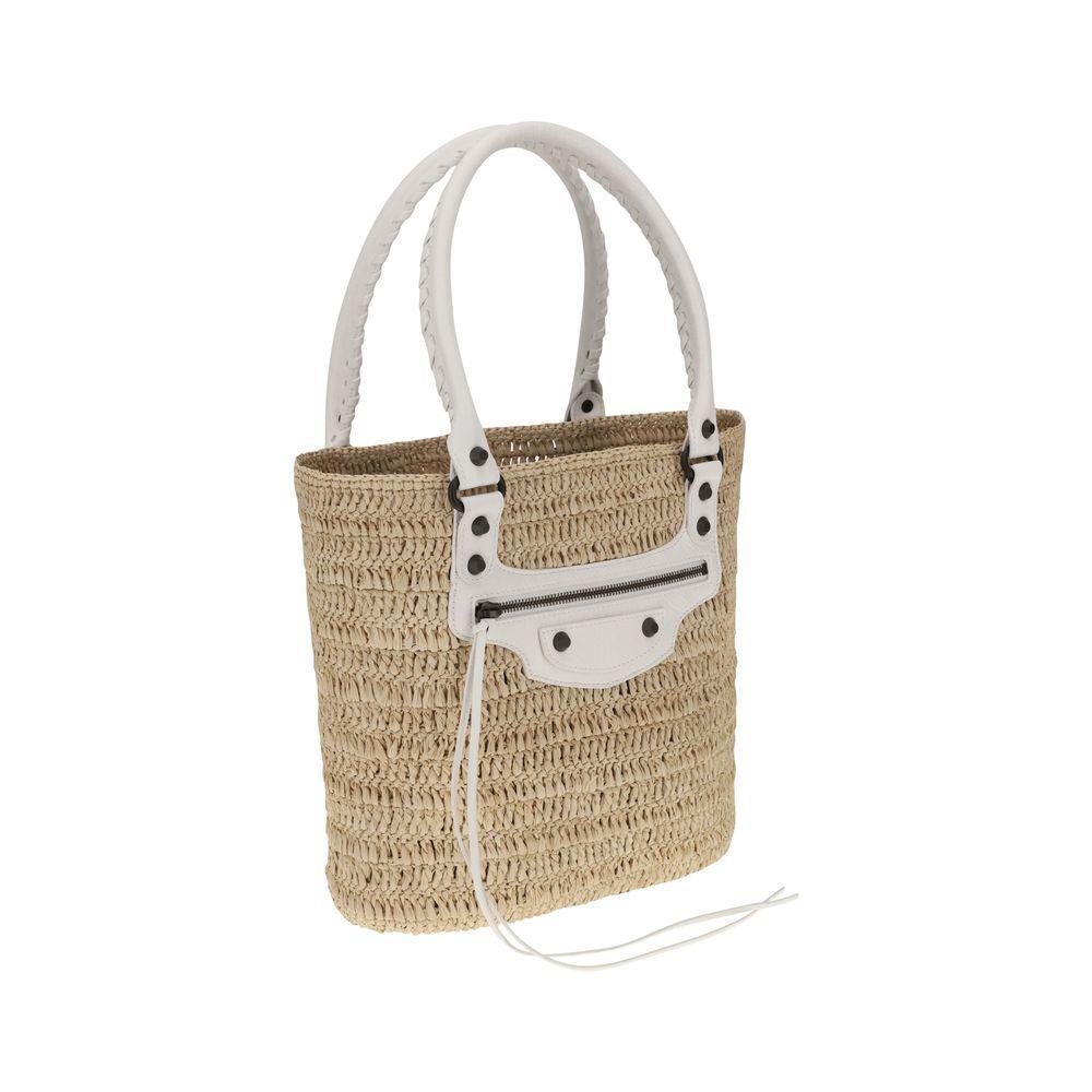 Front view with bag zipped and handles upright.