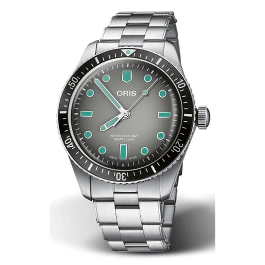 ORIS MOD. DIVERS SIXTY‑FIVE wristwatch with stainless steel case, 10 ATM water resistance, and sapphire dial, crafted in Switzerland.