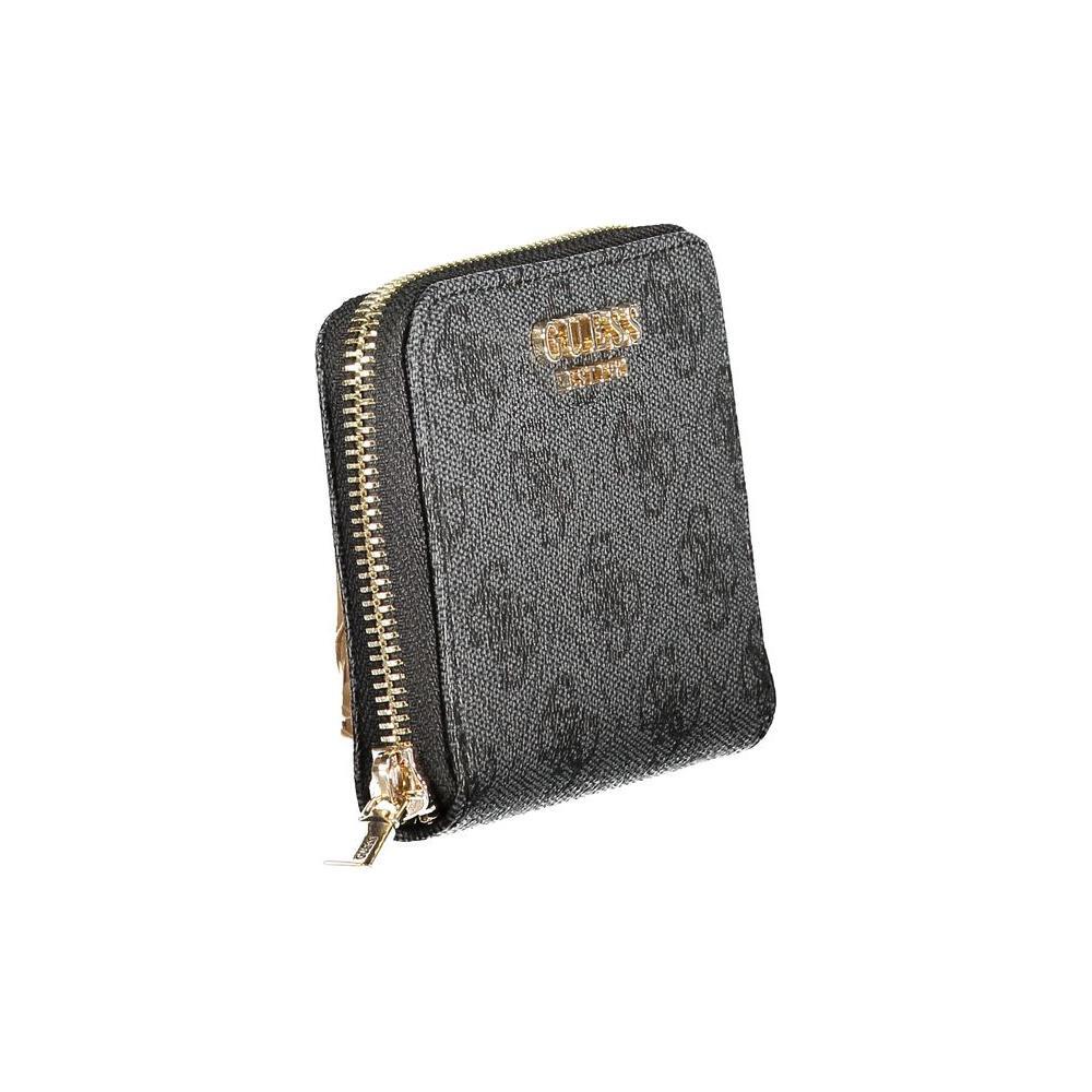 Front view with bag zipped and handles upright.