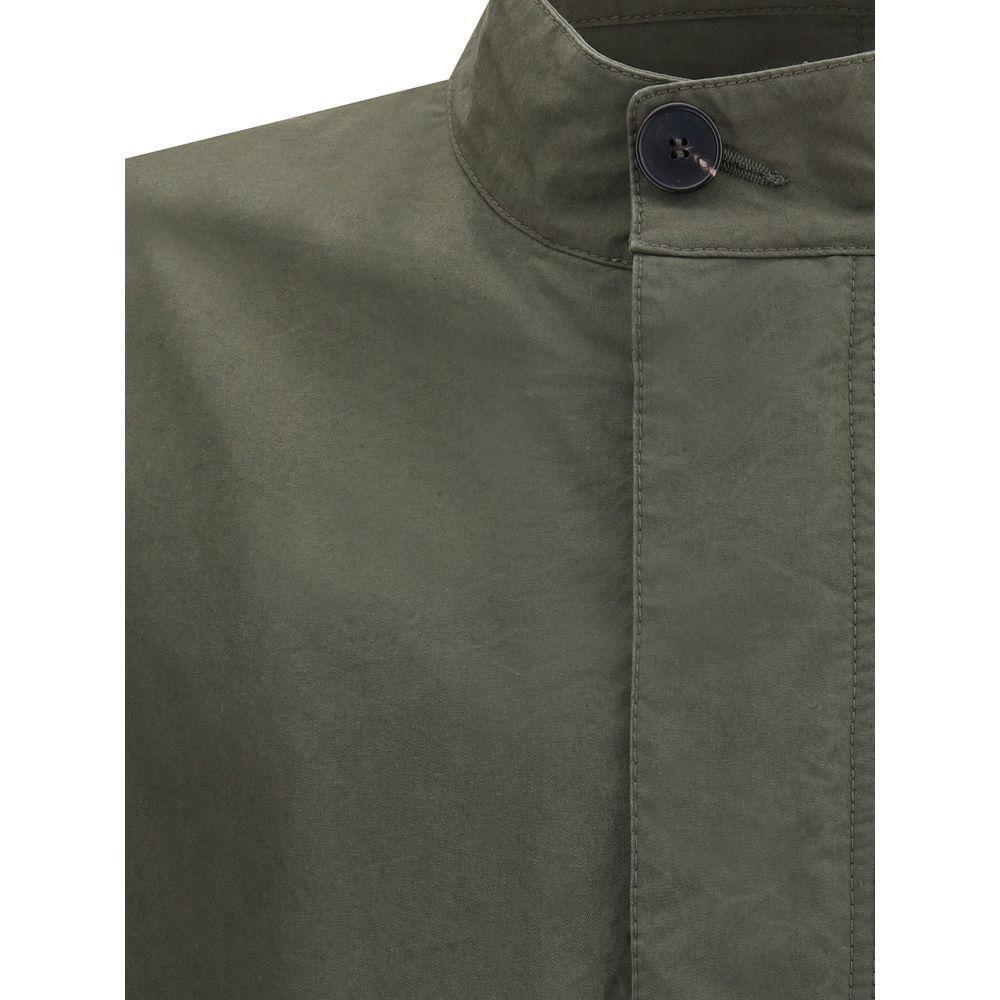 Front view with bag zipped and handles upright.