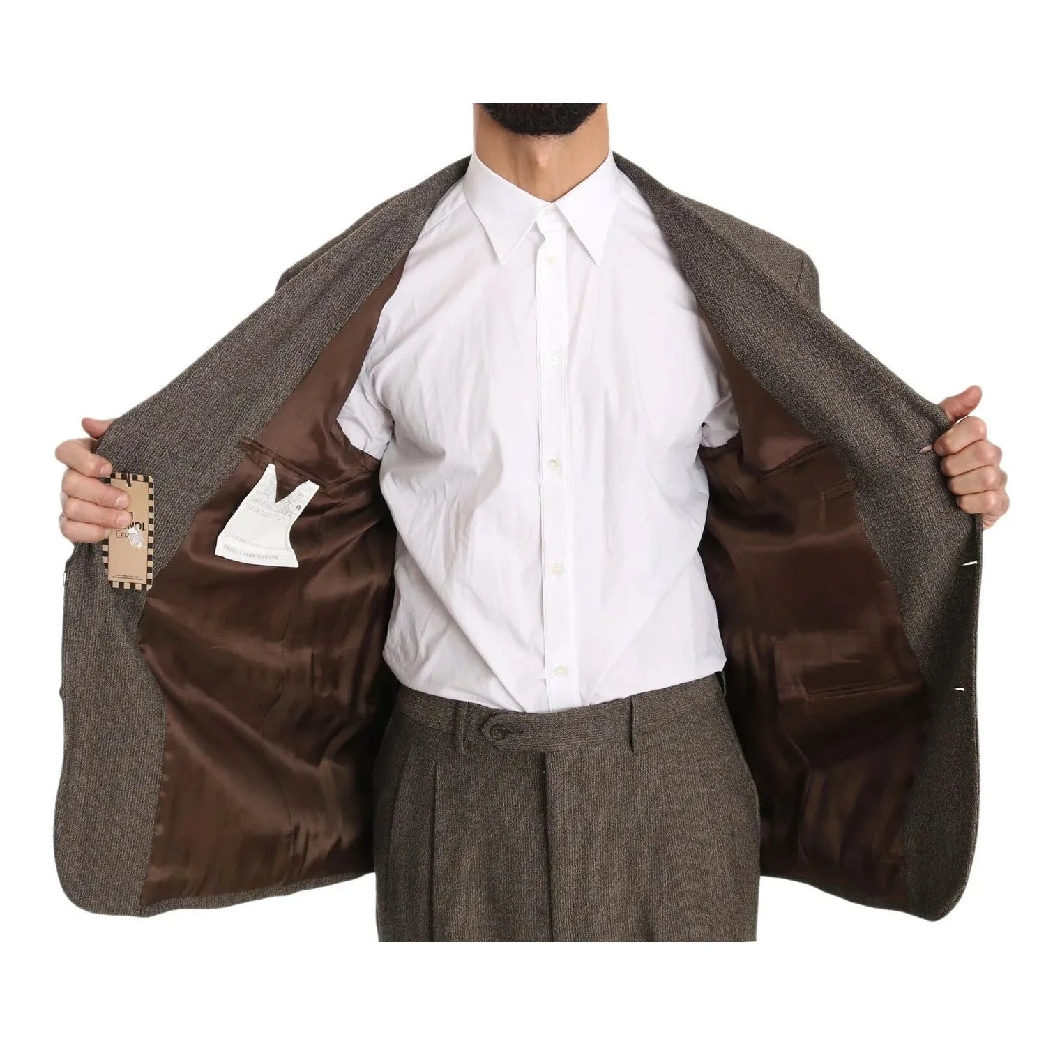 Front view with bag zipped and handles upright.