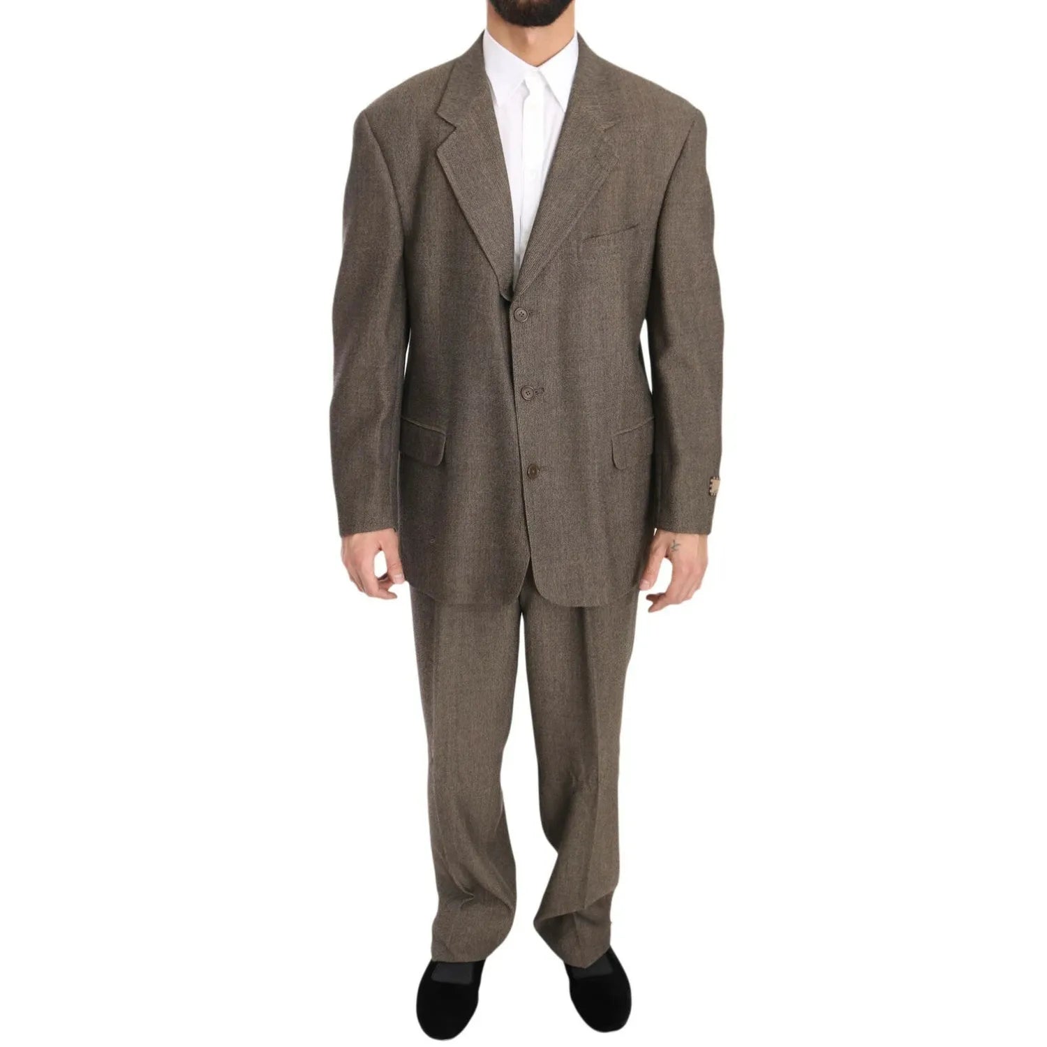 Front view with bag zipped and handles upright.