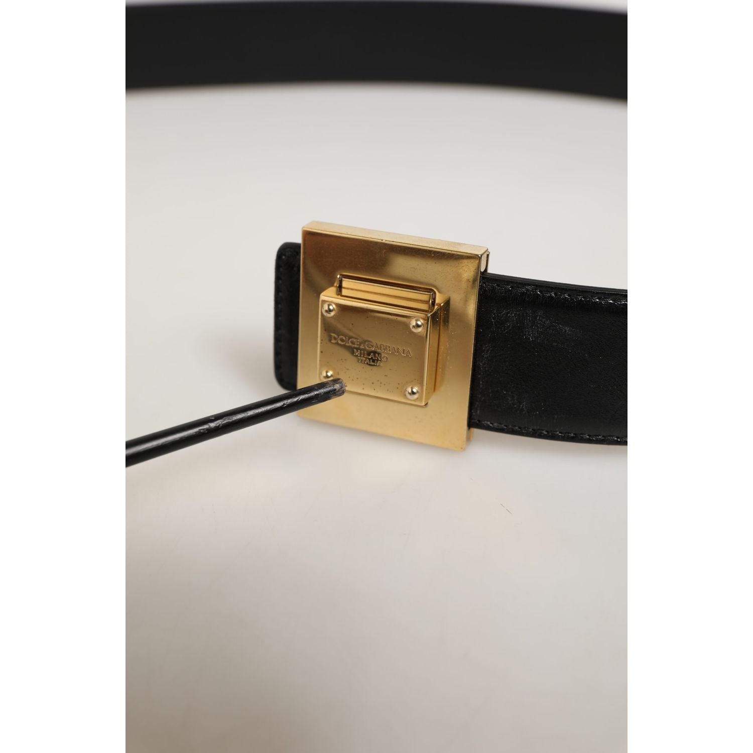 Dolce & Gabbana Black Leather Classic Metal Logo Buckle Belt