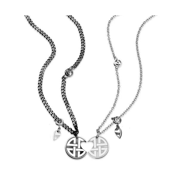 AN JEWELS JEWELRY Mod. AV.NWGLB08S featuring elegant necklaces with geometric pendants.