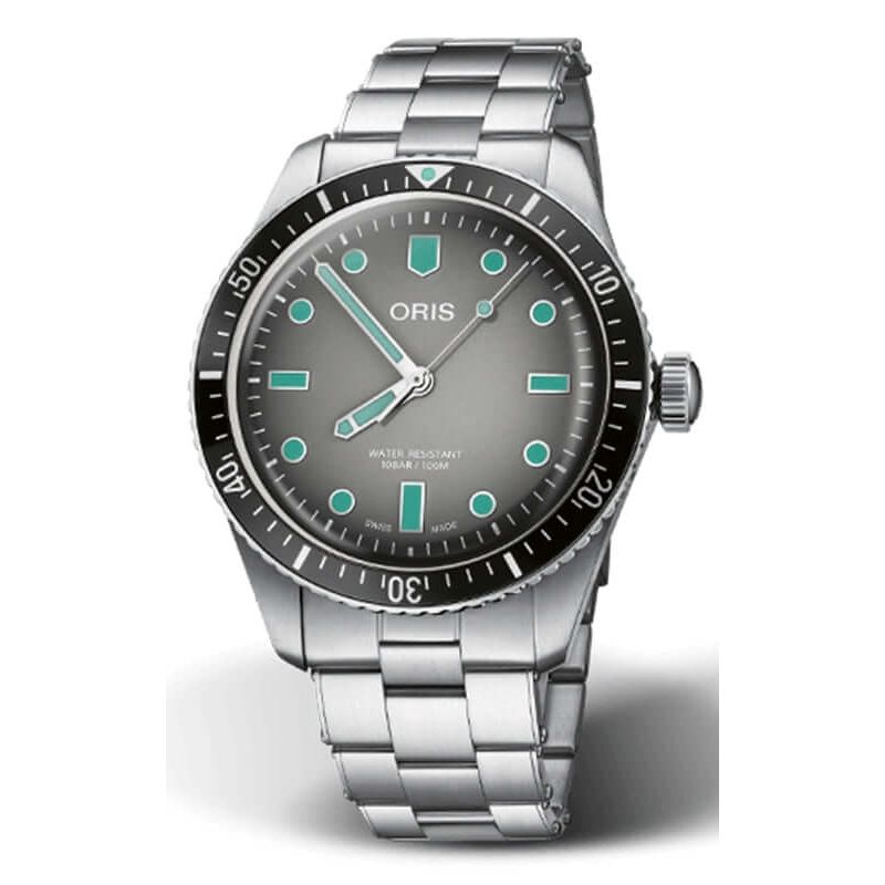 ORIS MOD. DIVERS SIXTY‑FIVE wristwatch with stainless steel case, 10 ATM water resistance, and sapphire dial, crafted in Switzerland.